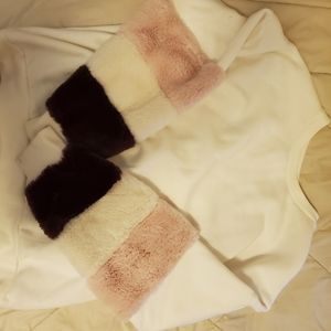 Fluffy sleeve sweater